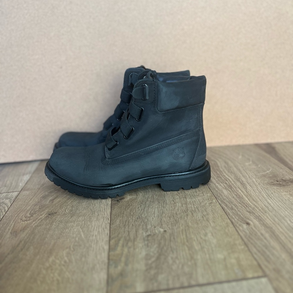 Timberland Women's 6-inch Waterproof Boots